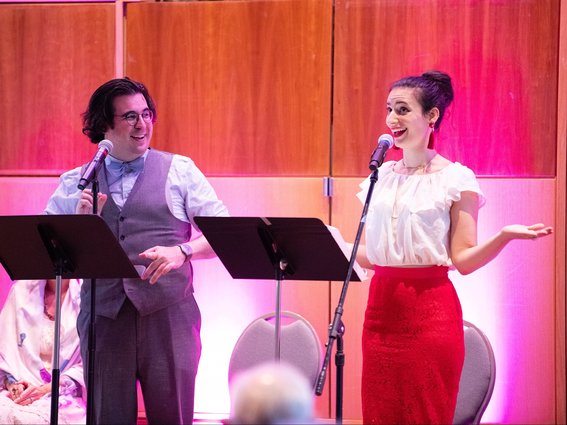 Student Cantors Justin Callas and Beth Reinstein perform at the summer concert