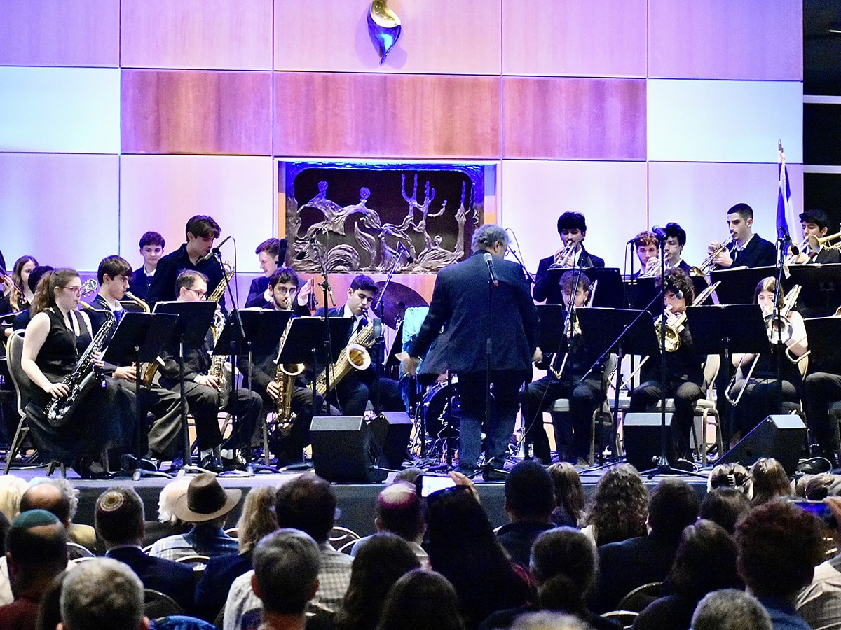 Thelma Yellin Big Band in concert